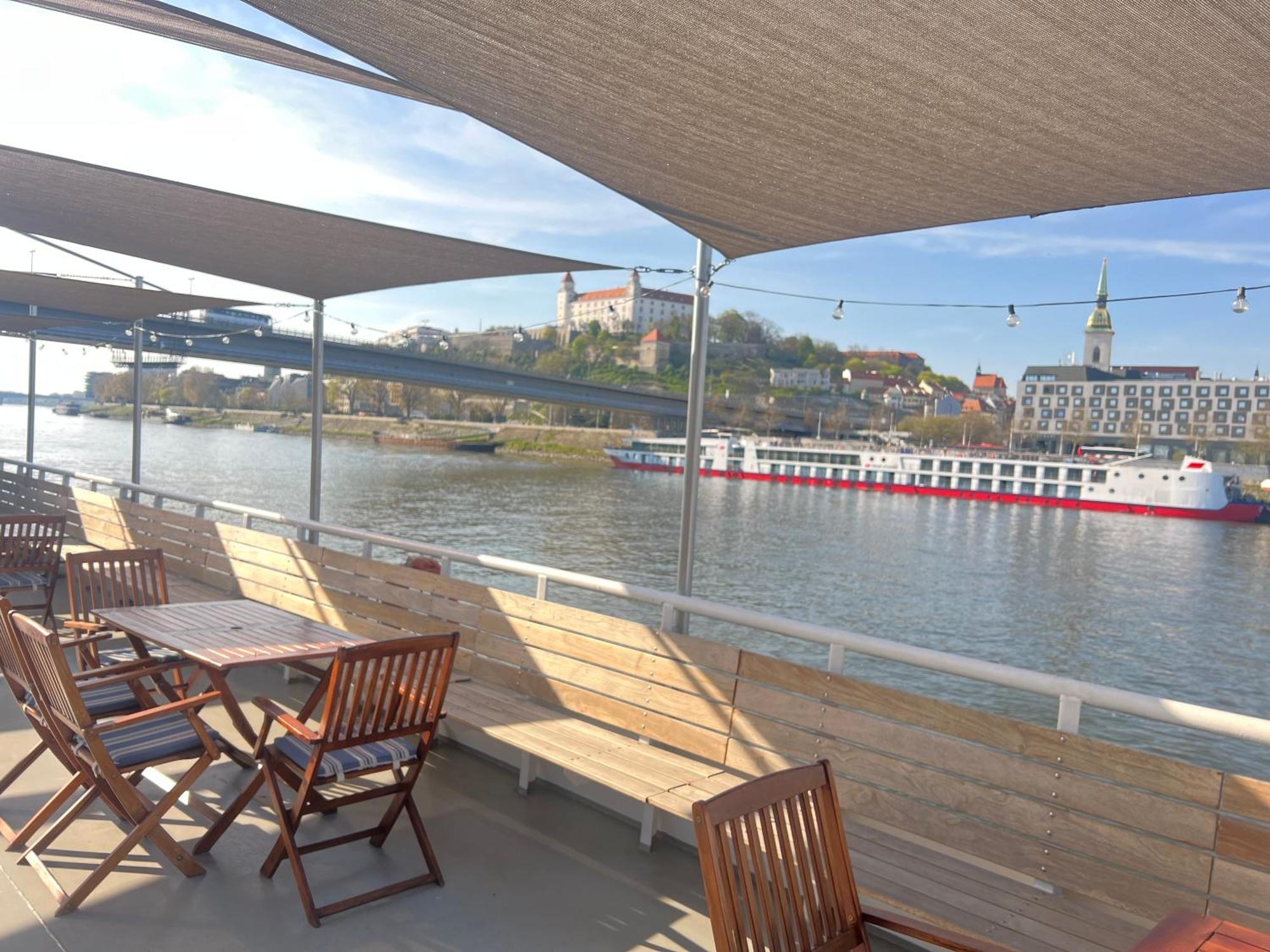 No1 Dream View Apartment Bratislava Exterior photo